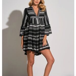 Elan NWT Monochrome Black and White Striped Mini Dress size Medium